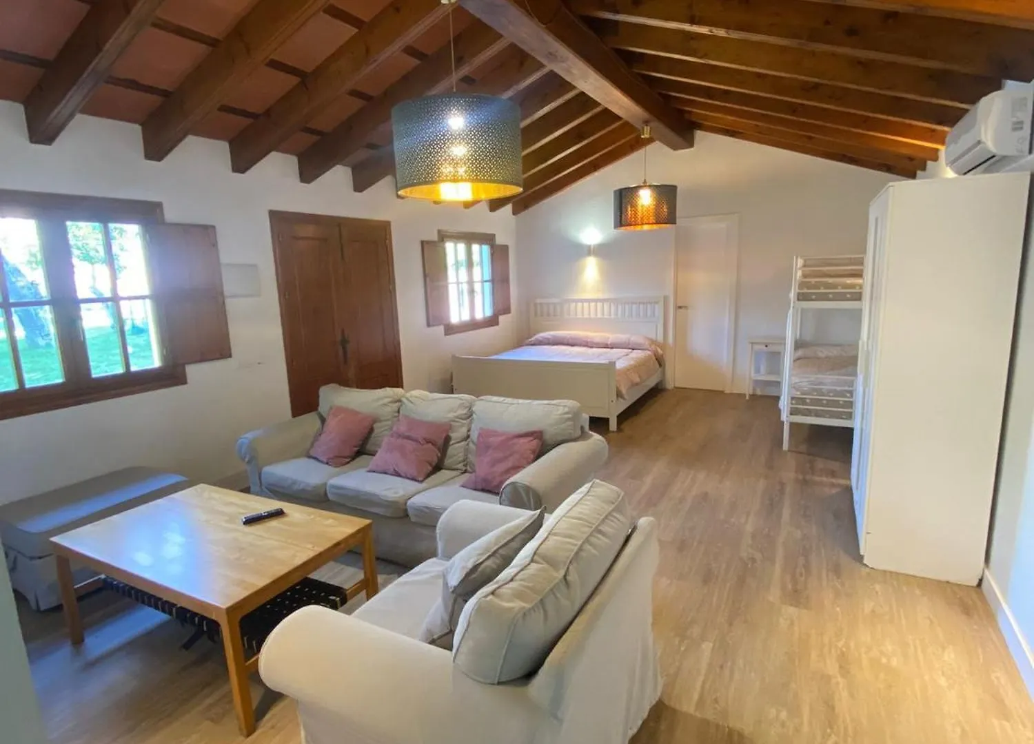 Casa Independiente Con Piscina Y Pista Deportiva Privadas El Puerto de Santa Maria 0*,